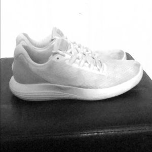 Nike Lunar Converge